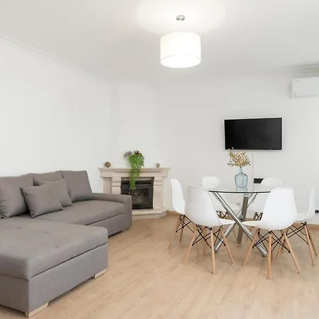 Apartment Miral Beachside 5 - By Hd