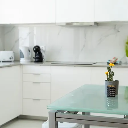 Apartment Miral Beachside 5 - By Hd *