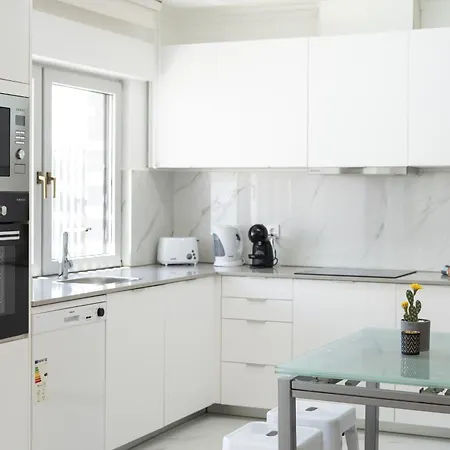 Miral Beachside 5 - By Hd *