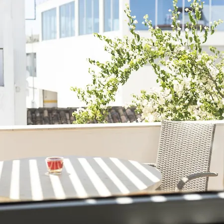 Miral Beachside 5 - By Hd *