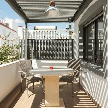 Appartamento Miral Beachside 5 - By Hd
