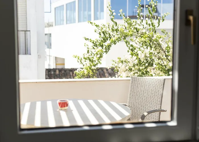 Miral Beachside 5 - By Hd *